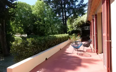 Nîmes (30000)