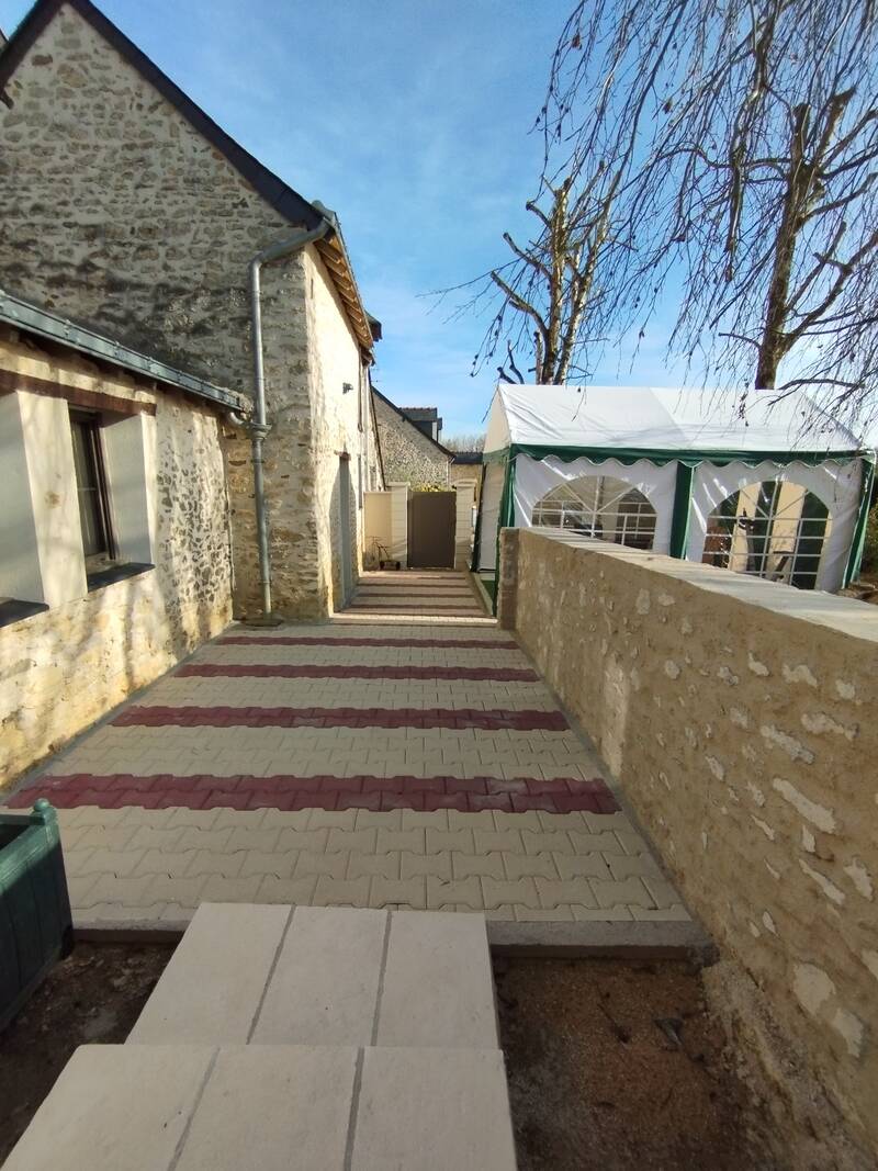 Lézigné (49430)