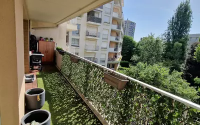 Puteaux (92800)