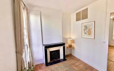 Appartement 2 pièces 27 m² · à Paris 18e · 27 m² · 219 000 €