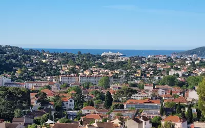 Toulon (83000)