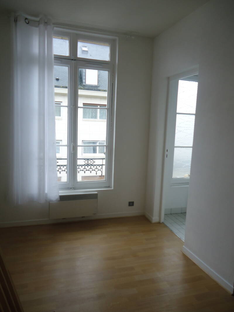 Rouen (76000)