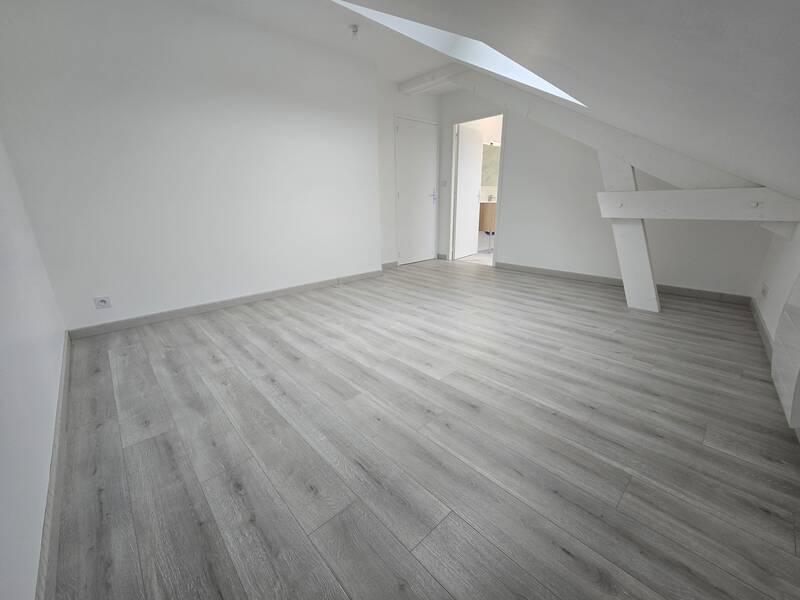 Angers (49000)