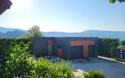 Montagnole (73000)