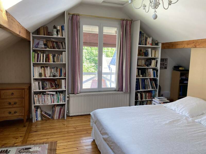 Bois-Colombes (92270)