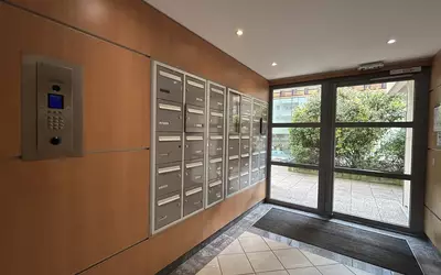 Saint-Ouen-Sur-Seine (93400)