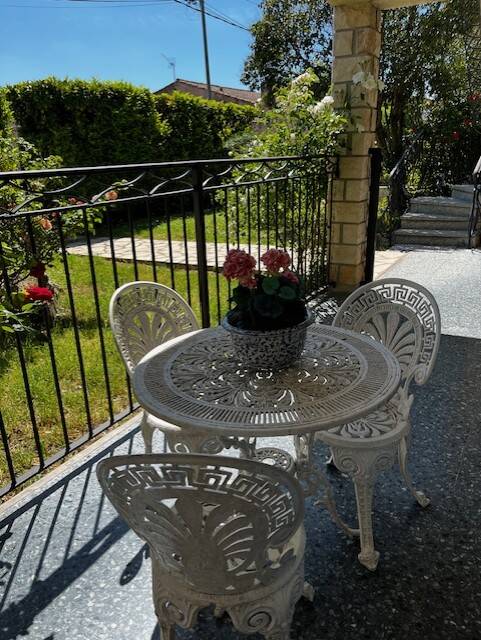 Entraigues-Sur-La-Sorgue (84320)