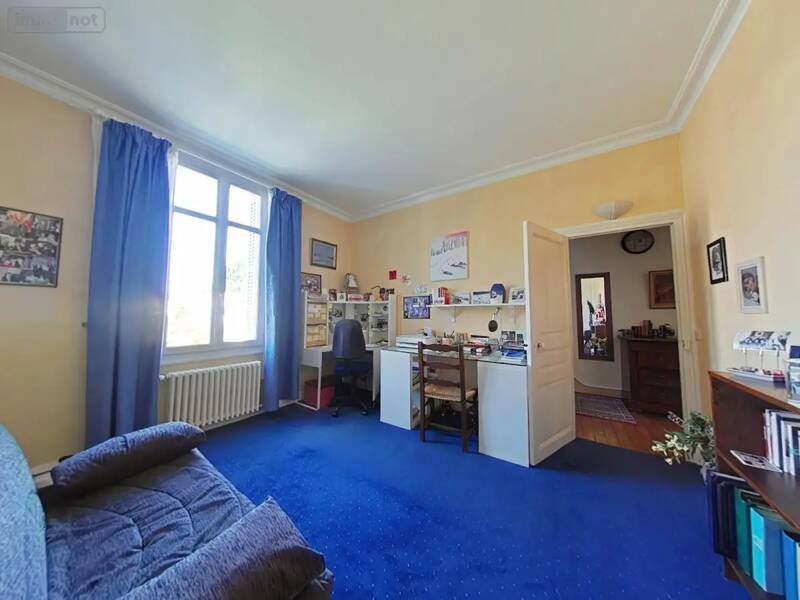 Tours (37000)