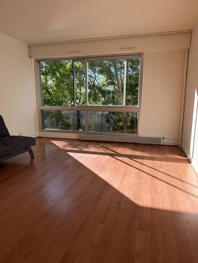 Location appartement studio Paris 19e