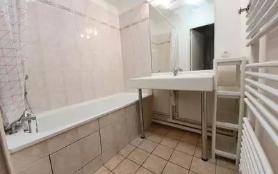 Saint-Denis (93200)