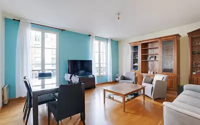 Les Lilas (93260)