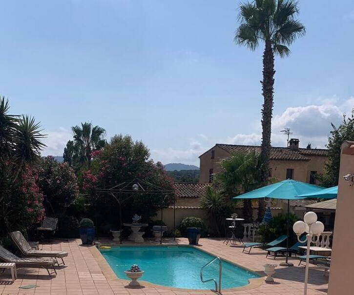 Mougins
