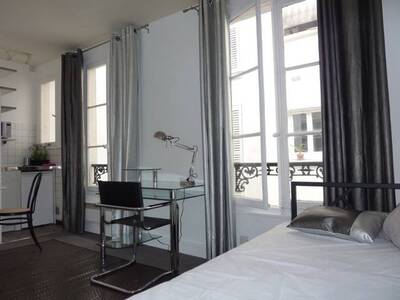 Location appartement studio Paris 6e