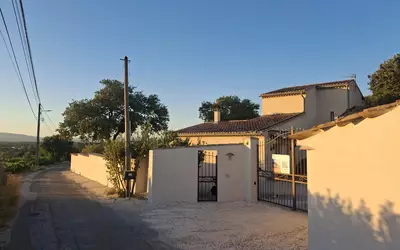 Bédarrides (84370)