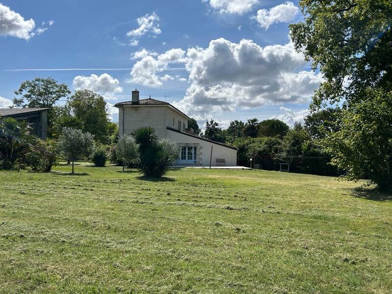 Savignac-De-L'isle (33910)