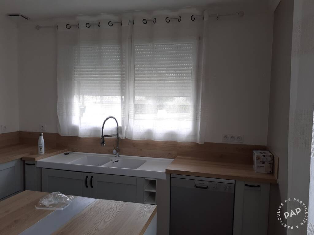 Maison Parthenay (79200) 900&nbsp;&euro;