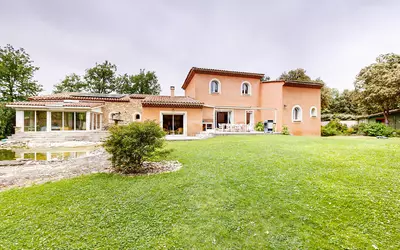 Venasque (84210) 15 Km L'isle-Sur-La-Sorgue