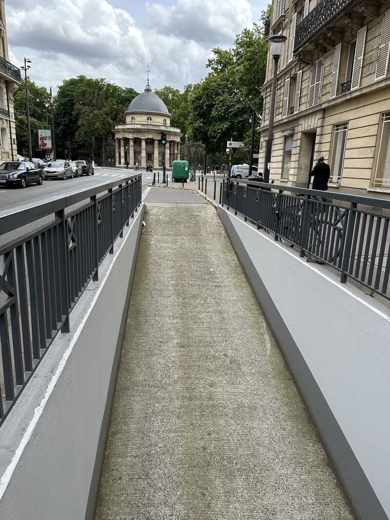Paris 17E (75017)