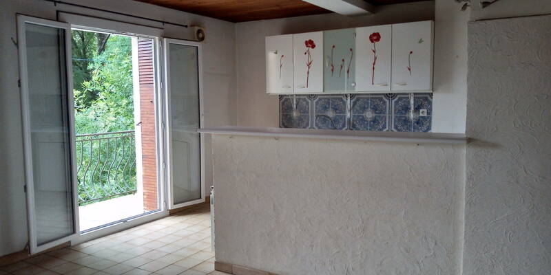 Flassans-Sur-Issole (83340)