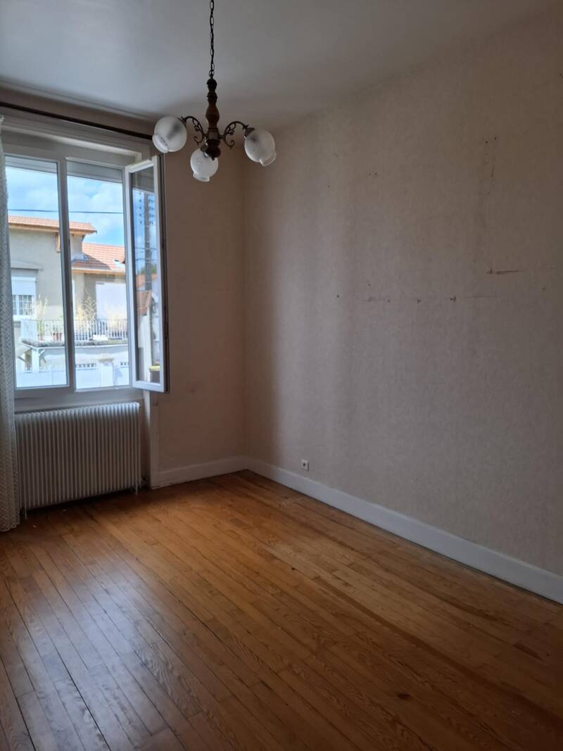 Le Coteau (42120)