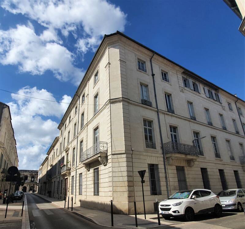 Nîmes (30000)