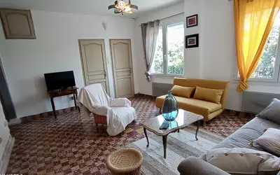 Avignon (84000)