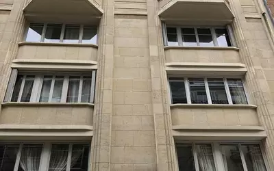 Paris 8E