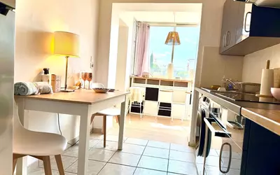 Fréjus (83600)
