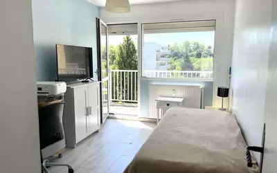 Oullins (69600)