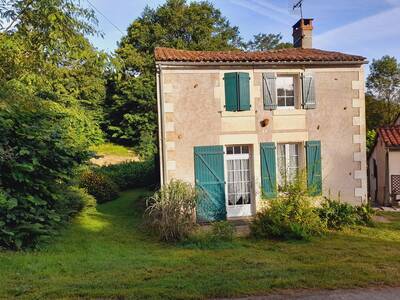 Vente maison 5 pièces Saint-Cyr-des-Gâts (85410)