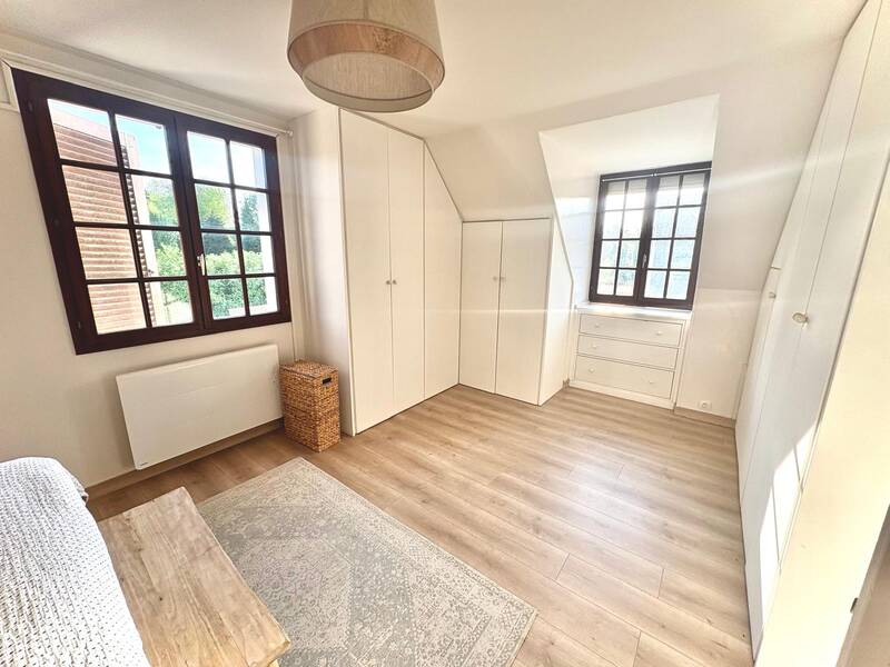 Le Mesnil-Saint-Denis (78320)
