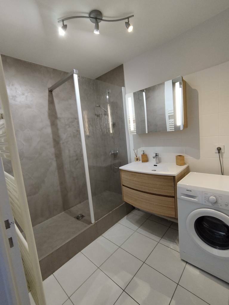 Villeurbanne (69100)