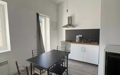 Nîmes (30000)