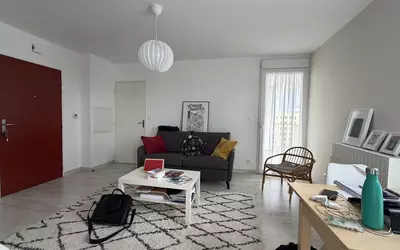 Nantes (44000)