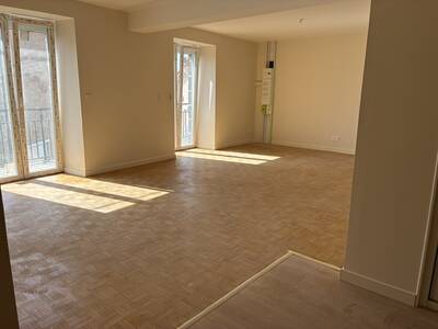 Location appartement 4 pièces Volvic (63530)