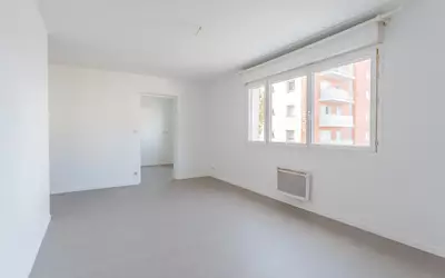 Nantes (44000)