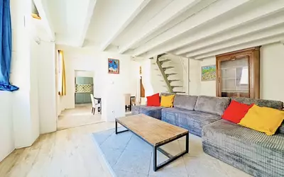 Nîmes (30000)