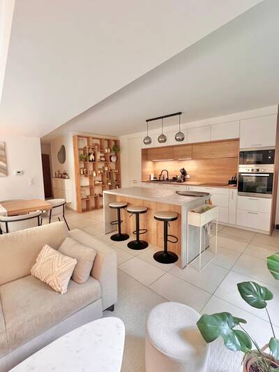 Vente appartement 3 pièces Divonne-les-Bains (01220)