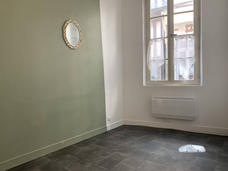 Joigny (89300)