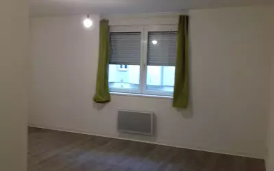 Nantes (44000)