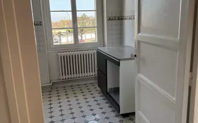 Dijon (21000)