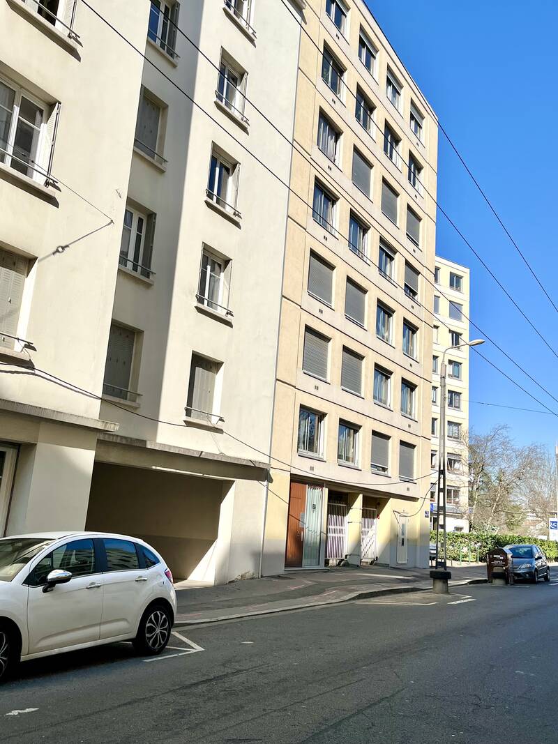Lyon 4E (69004)