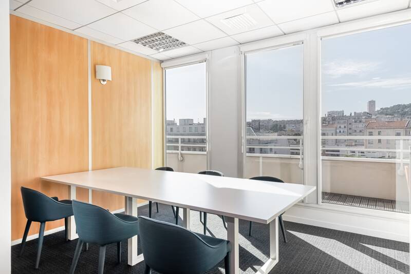Bureaux, local professionnel Marseille 8E - 20&nbsp;m² - 1.188&nbsp;&euro;