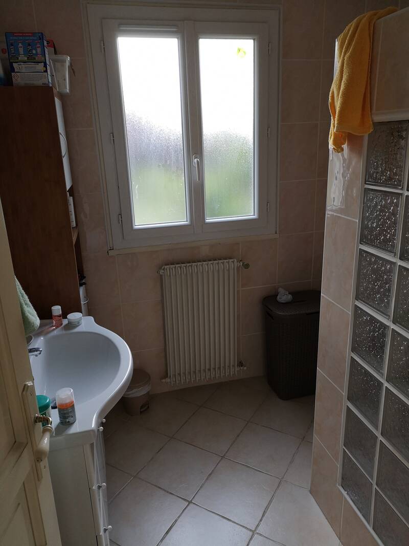 Abos (64360)