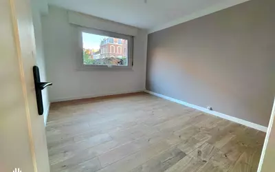 Lille (59000)