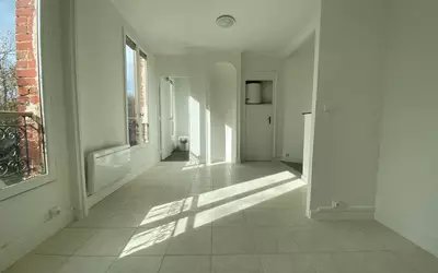 Saint-Ouen-Sur-Seine (93400)