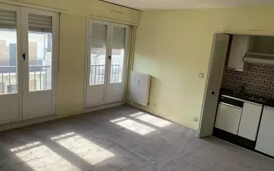 Fontainebleau (77300)