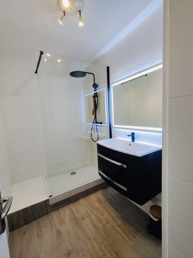 Fresnes (94260)
