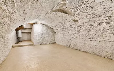 Avec Suite Indépendante Et Cave Cabris (06530)