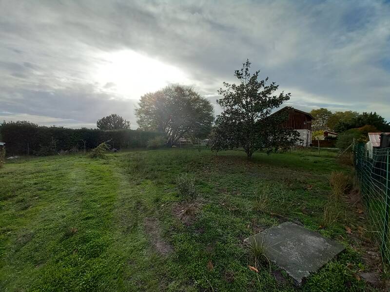 Hostens (33125)